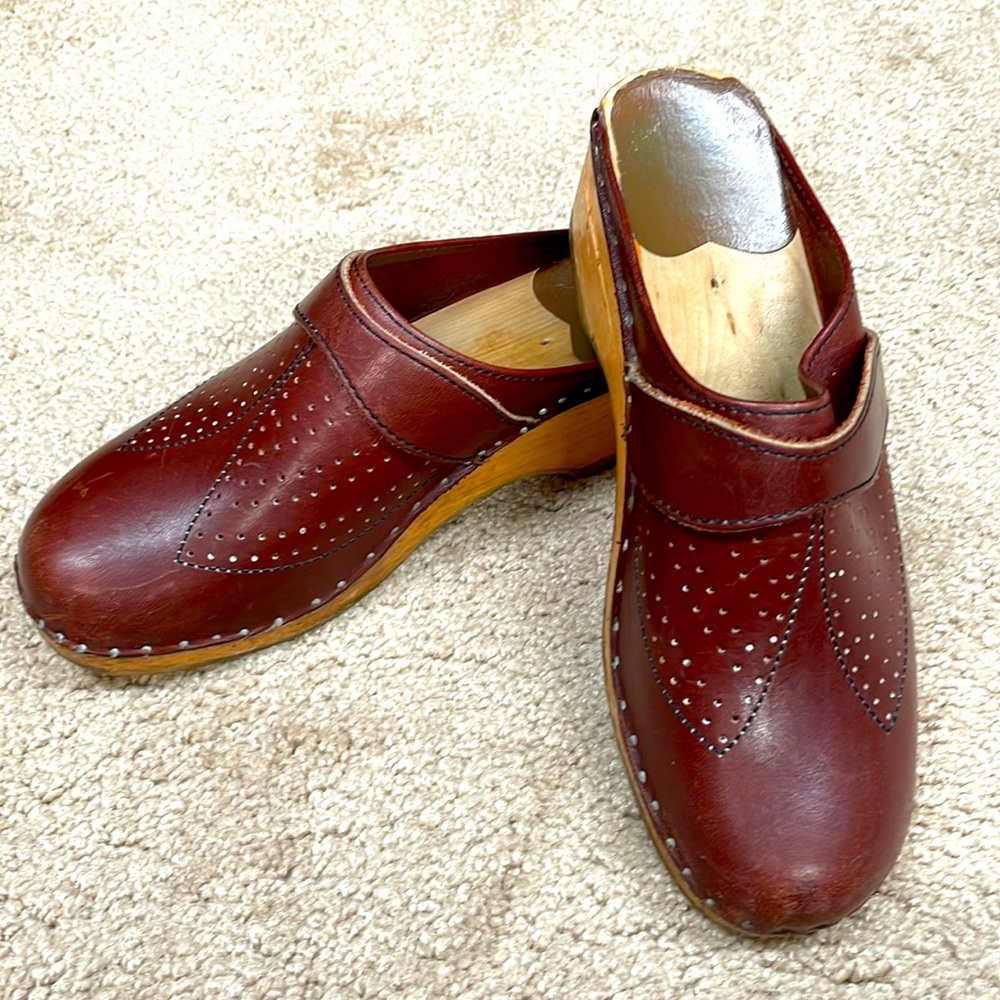 Vintage Women’s Bastad Clogs